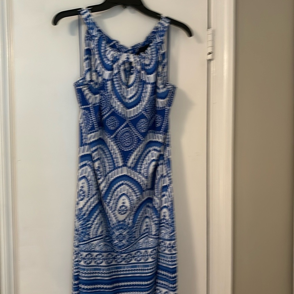 Taylor sleeveless blue & white halter knee length dress size 12